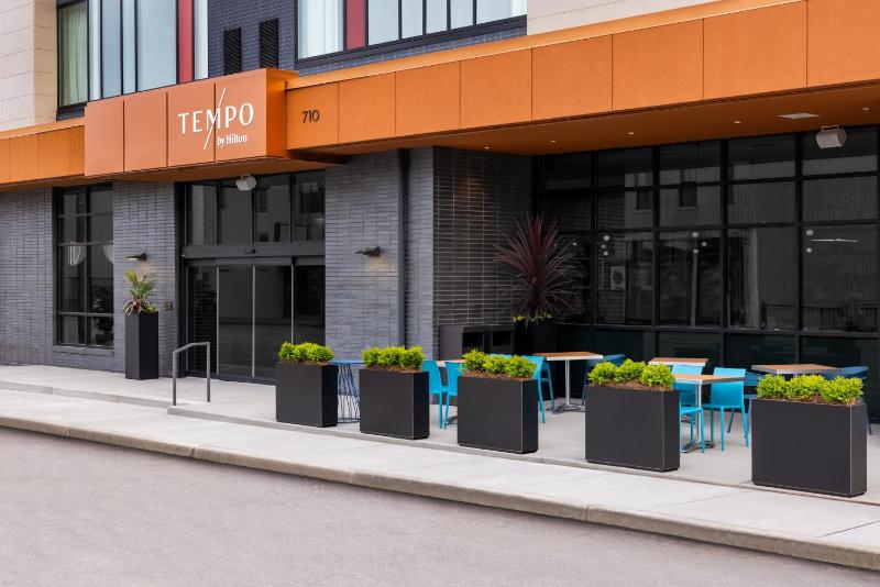 Tempo by Hilton Louisville Downtown NuLu - image 6