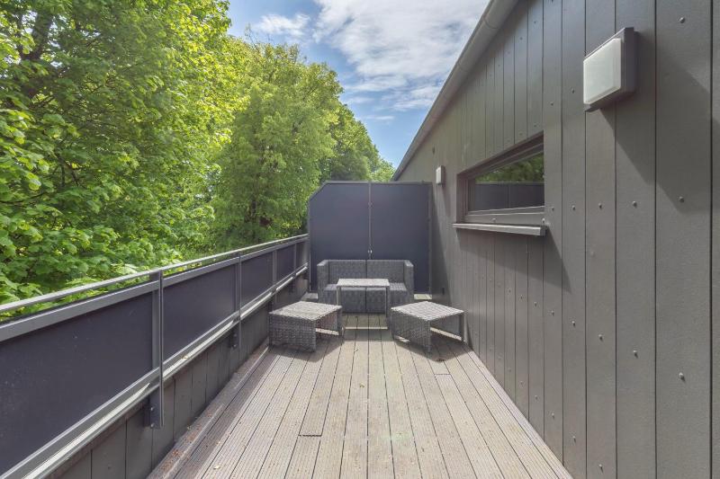 Penthouse Stine - image 10