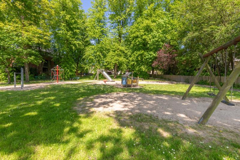 Penthouse Tine - image 11