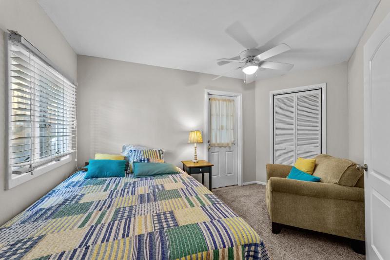 Triple Wave Rider - North End Virginia Beach - Close to beach access - image 32