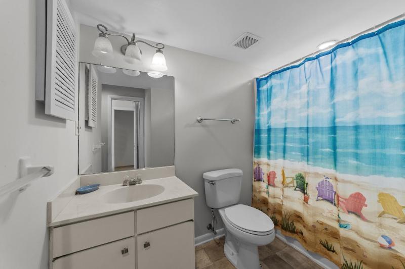 Triple Wave Rider - North End Virginia Beach - Close to beach access - image 12