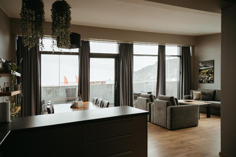 Superior Apartment image 2