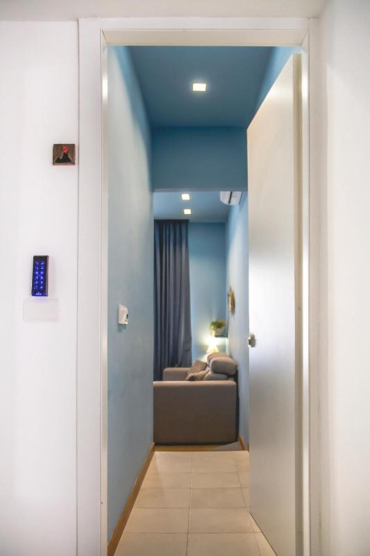 Quadruple Room with Balcony image 1