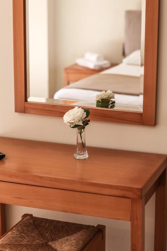 One-Bedroom House image 3