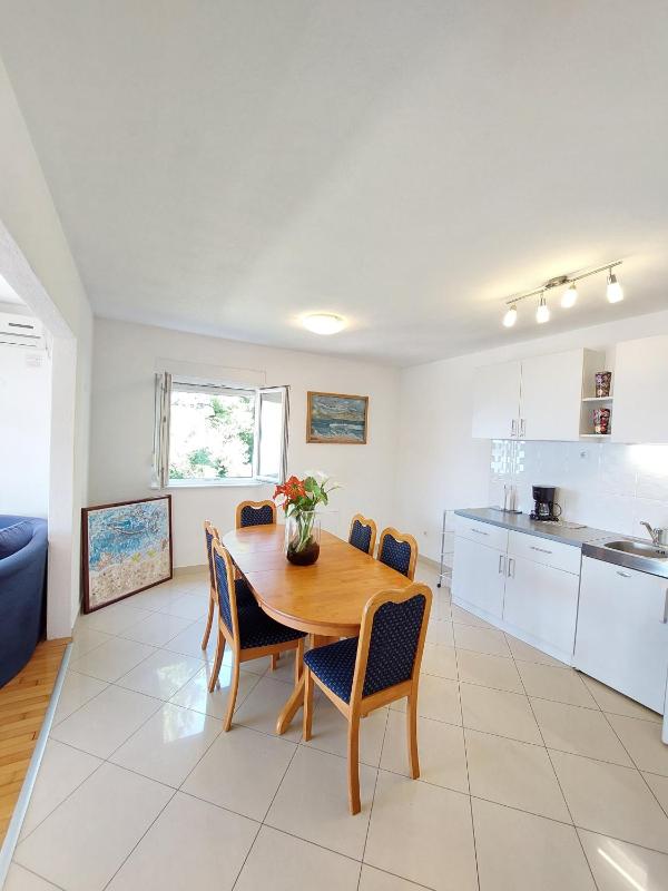 Charmy Apartments with Pool - image 15