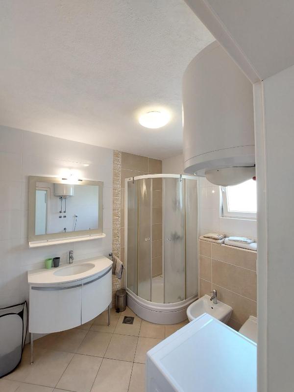 Charmy Apartments with Pool - image 6