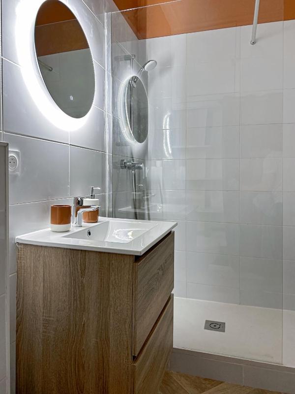 Appartement entier neuf avec balcon privé - Centre Montpellier - image 9