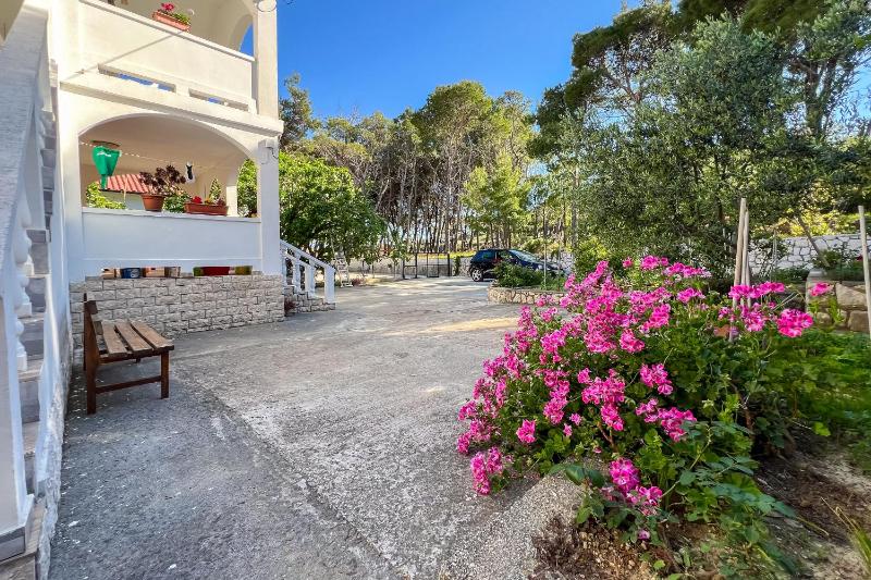 Apartments Franjo - image 19