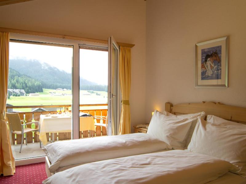 Standard Double Room image 1