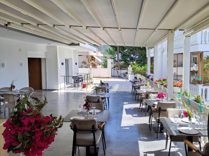 Hotel Vathi - image 11