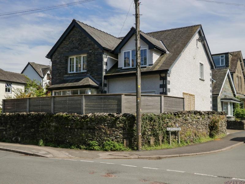Rose House - image 29
