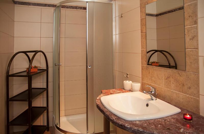 Triple Room with Mountain View image 2