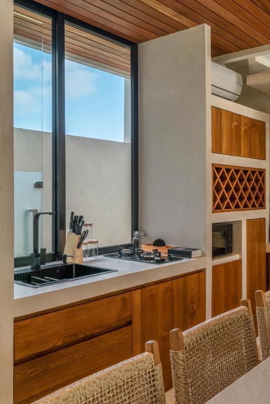 Villa Naoki - 1BR Architectural Gem Next to The Beach in Canggu - image 35