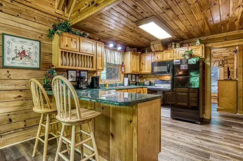 ER215 - Red Bird Haven cabin - image 27