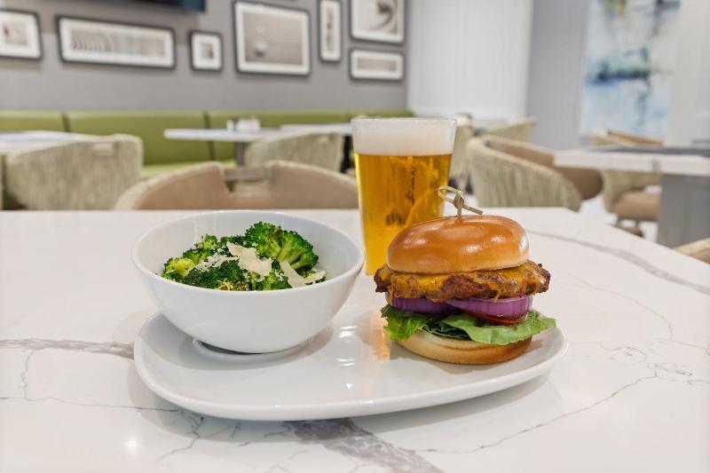 EVEN Hotel Austin Uptown near the Domain By IHG - image 4
