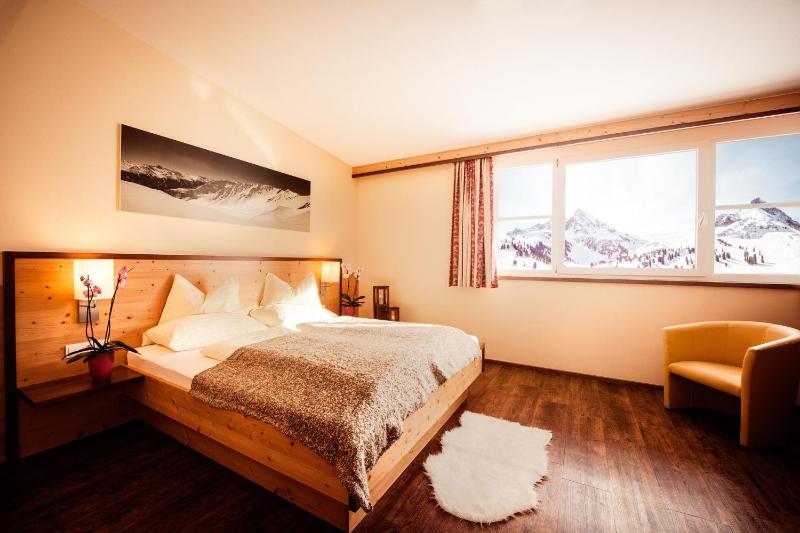 Double Room image 1