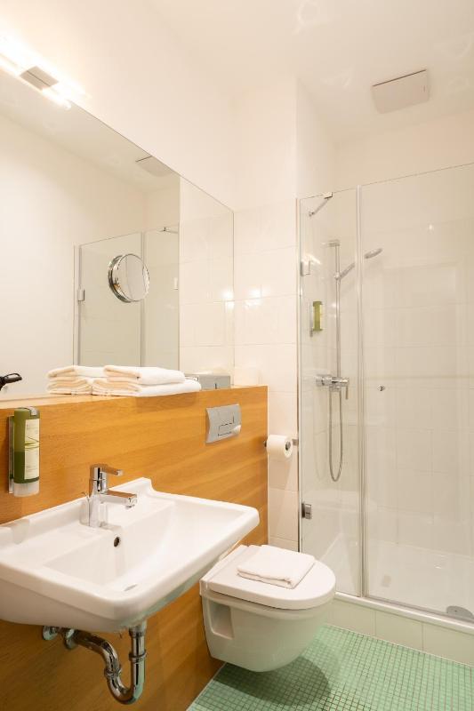 Single Room image 1