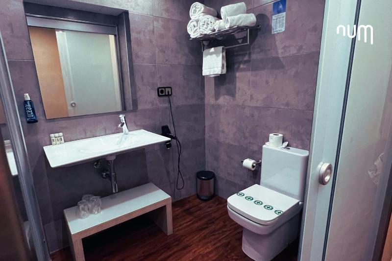 Triple Room image 4