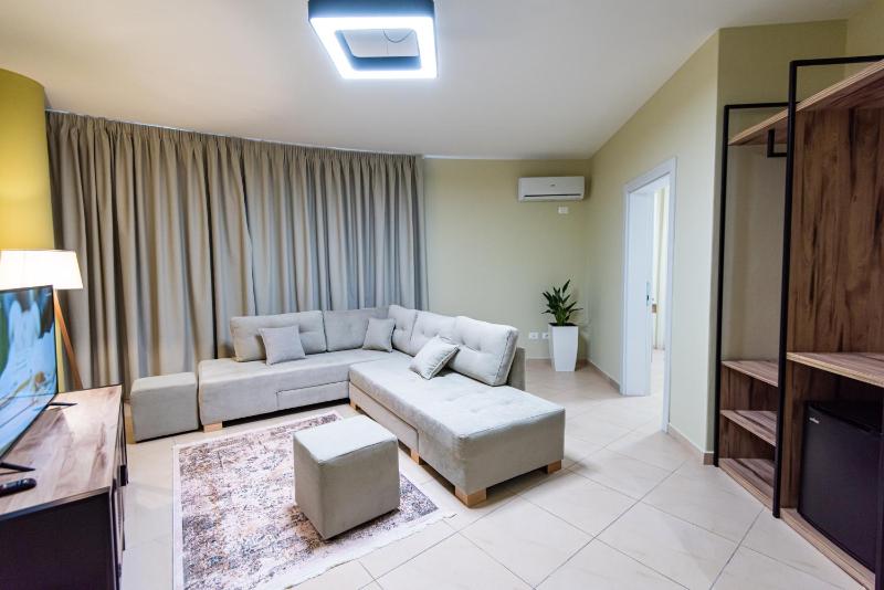 ApartHotel EDA - image 11