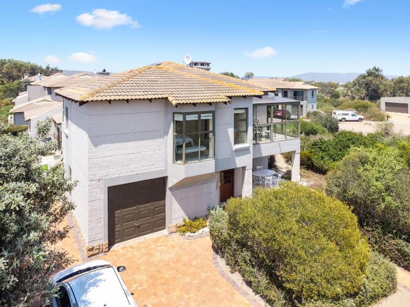 Par Excellence Villa - image 8