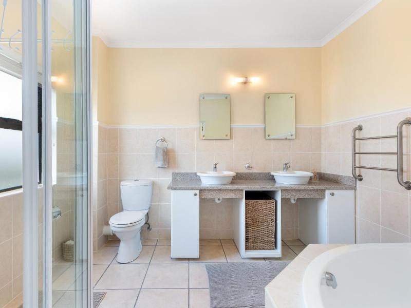 Par Excellence Villa - image 16