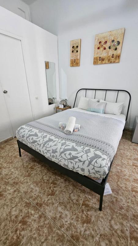 Double Room with Private Bathroom image 3