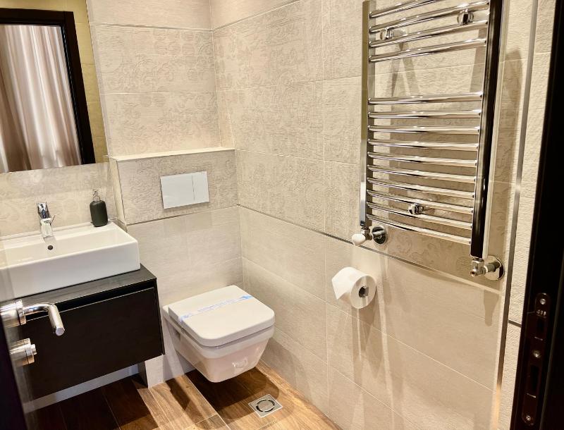 Deluxe Suite image 2