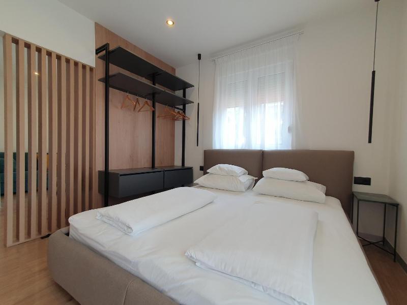 One-Bedroom Apartment with Balcony image 3