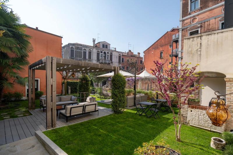 Palazzo Morosini Degli Spezieri - Lifestyle Apartments - image 6