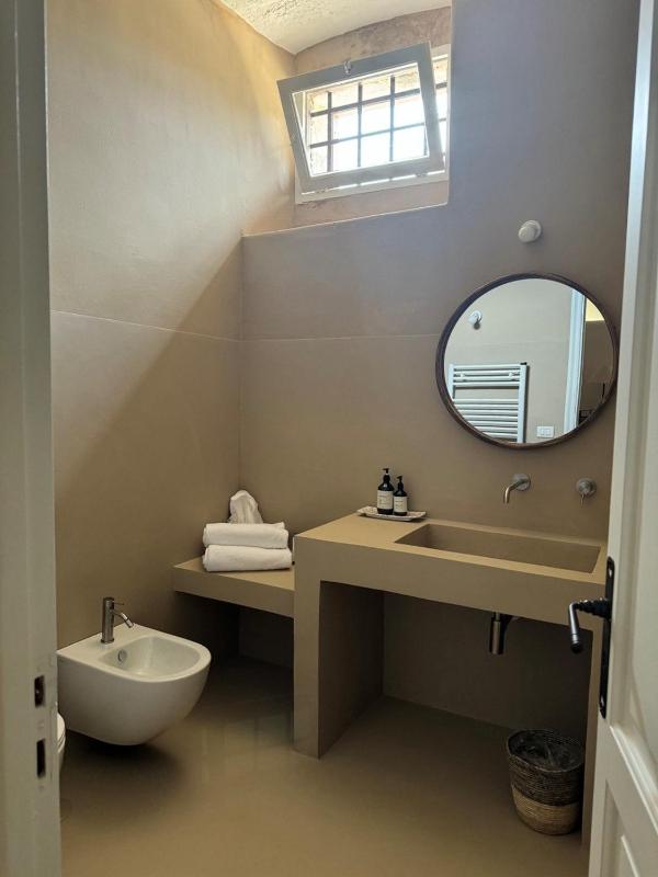 Double Room image 2