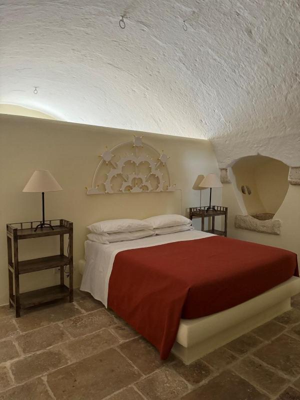 Double Room image 4