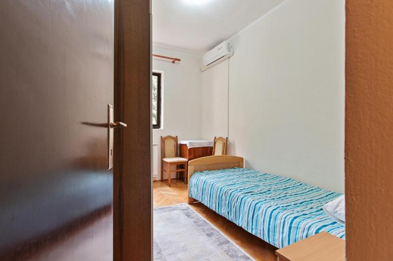 Apartment Vladimir - image 12