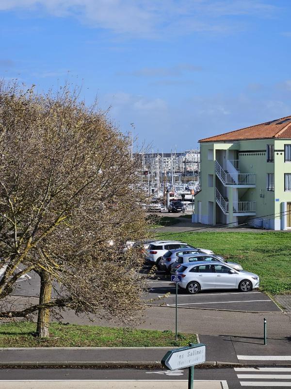 Appartement Mer - Confort moderne & stationnement à La Chaume - image 16