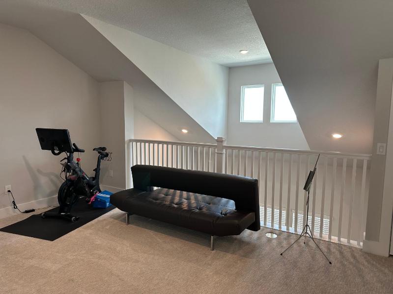 Luxurious Three-story Townhouse In Payne Park Village - image 14