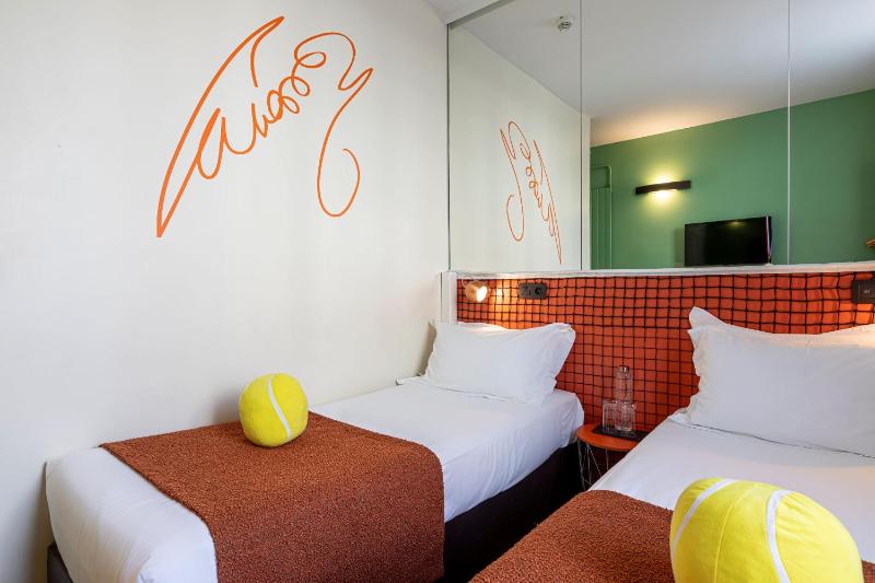 Two Adjacent Double Rooms  image 1