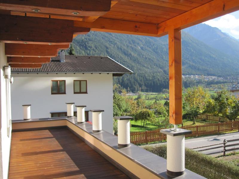 Apartment with Mountain View image 2