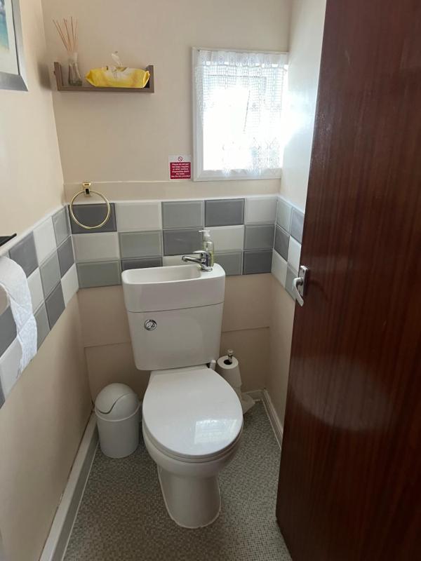 Single Room image 1