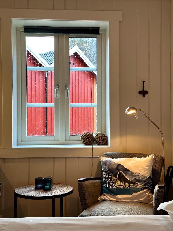 Studio Apartment  image 3