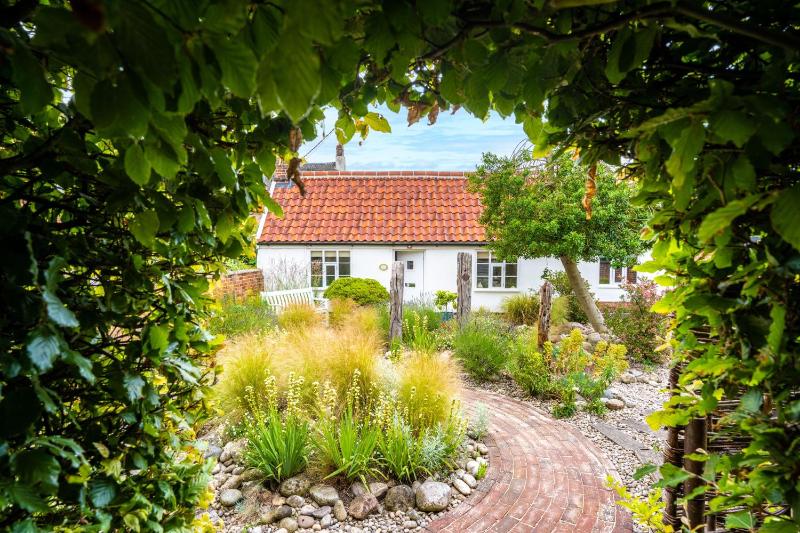 Myrtle Cottage 4 - image 7