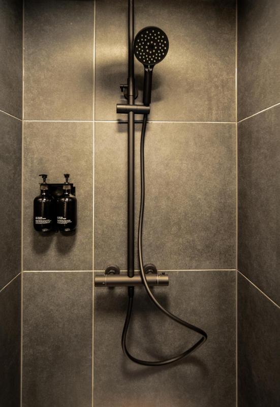 Superior King Suite image 1