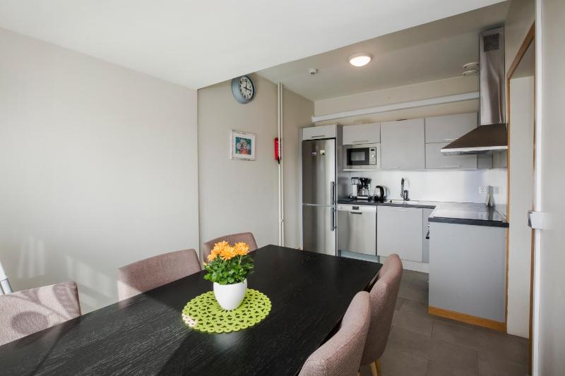 Triple Room with Shared Bathroom image 4