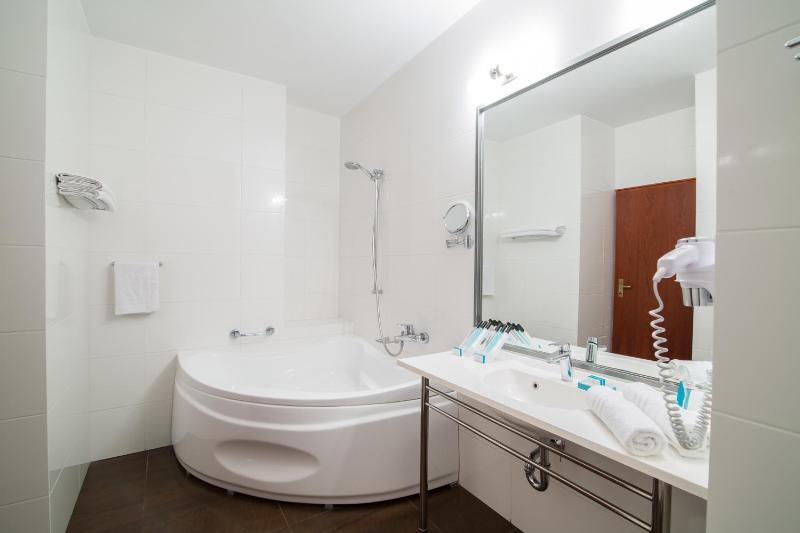 Junior Suite image 2