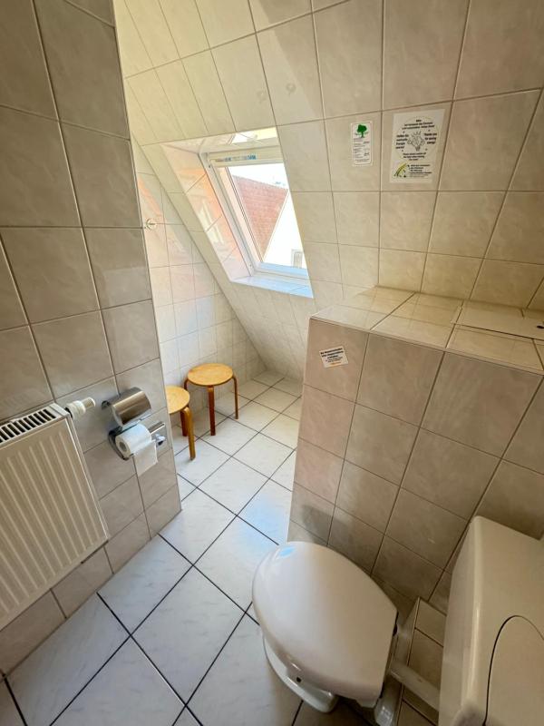 Standard Suite image 3