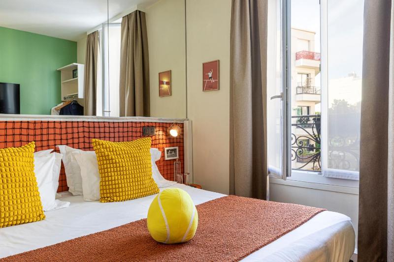 Two Adjacent Double Rooms  image 3