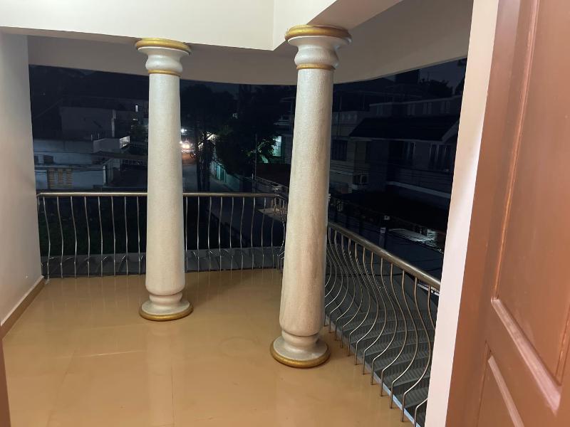 Mangosteen villa - image 3