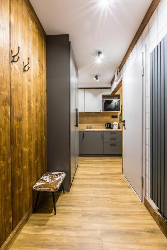 Studio Apartment image 2