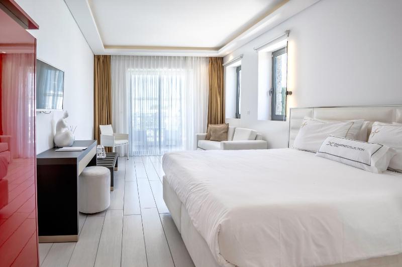 Superior Double Room image 4