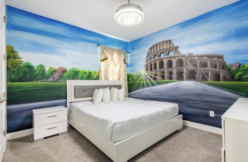 Orlando Best Secret 2025 Large Luxury Vacation Home - image 22