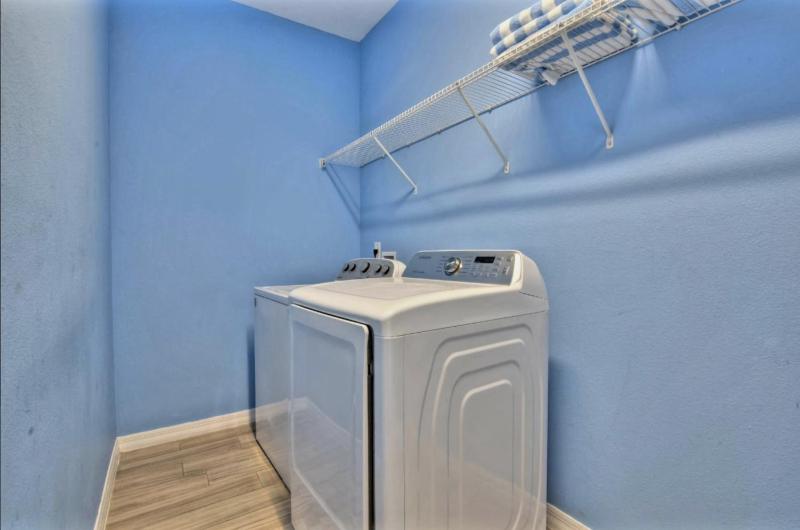 Dream Bowling Villa 14BR Heated Pool & Theater - image 12