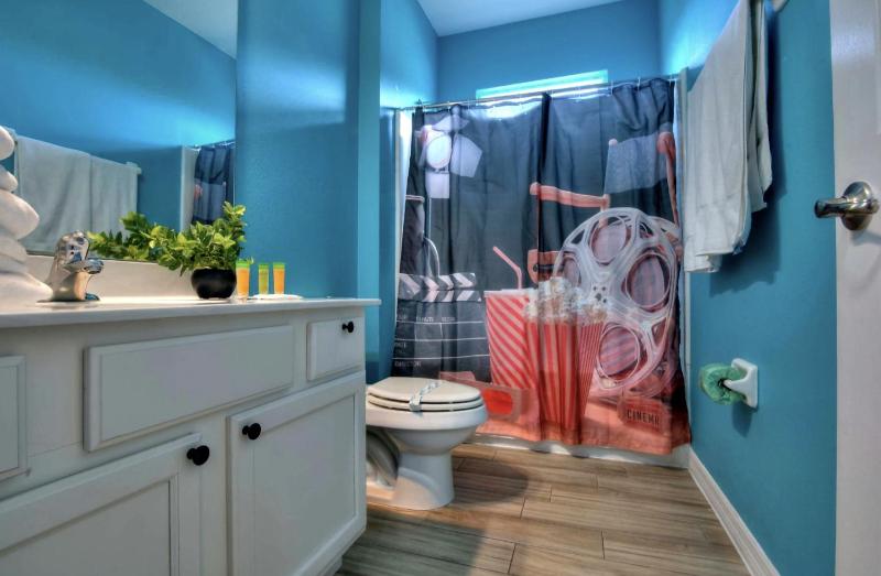 Dream Bowling Villa 14BR Heated Pool & Theater - image 28